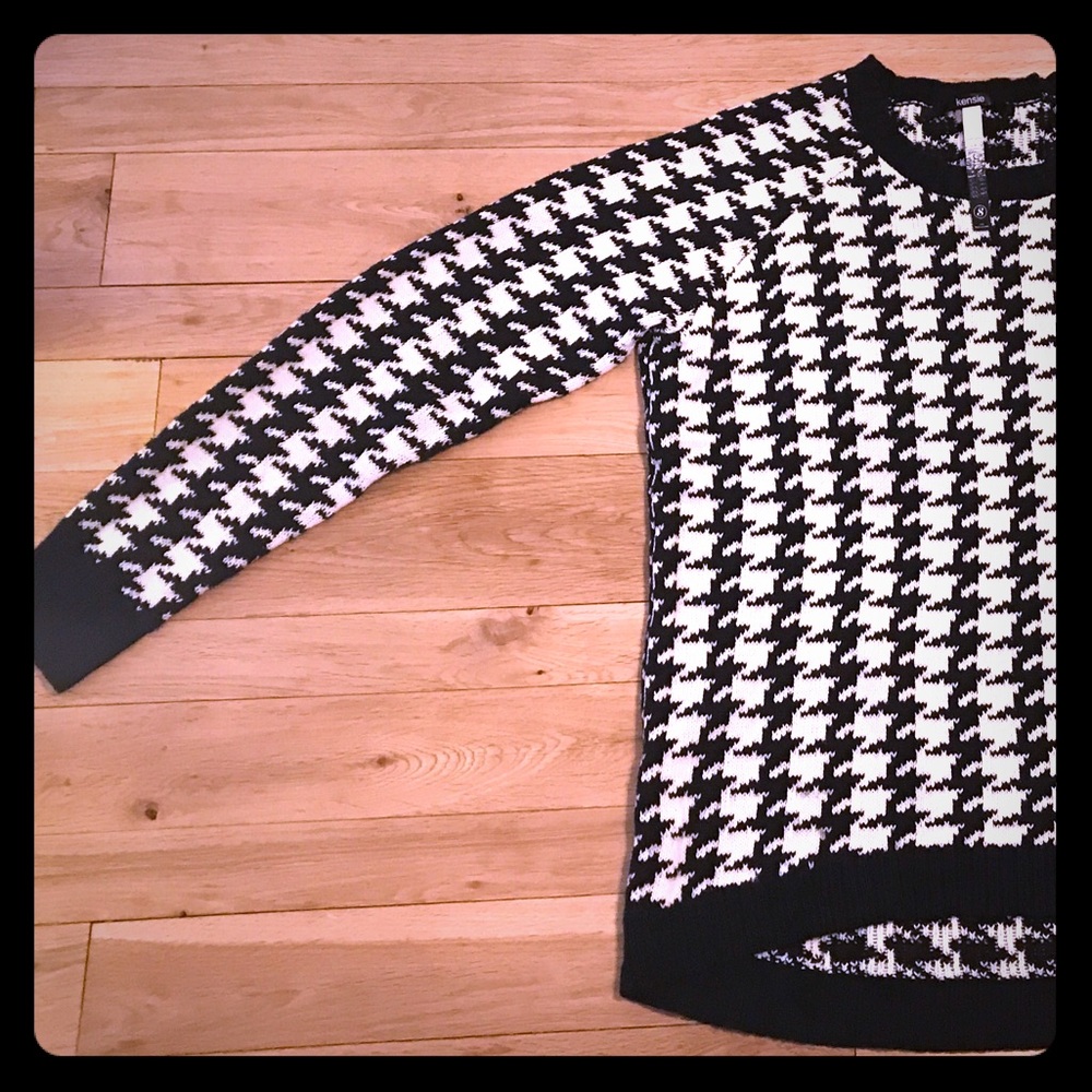 Kensei Black and white sweater